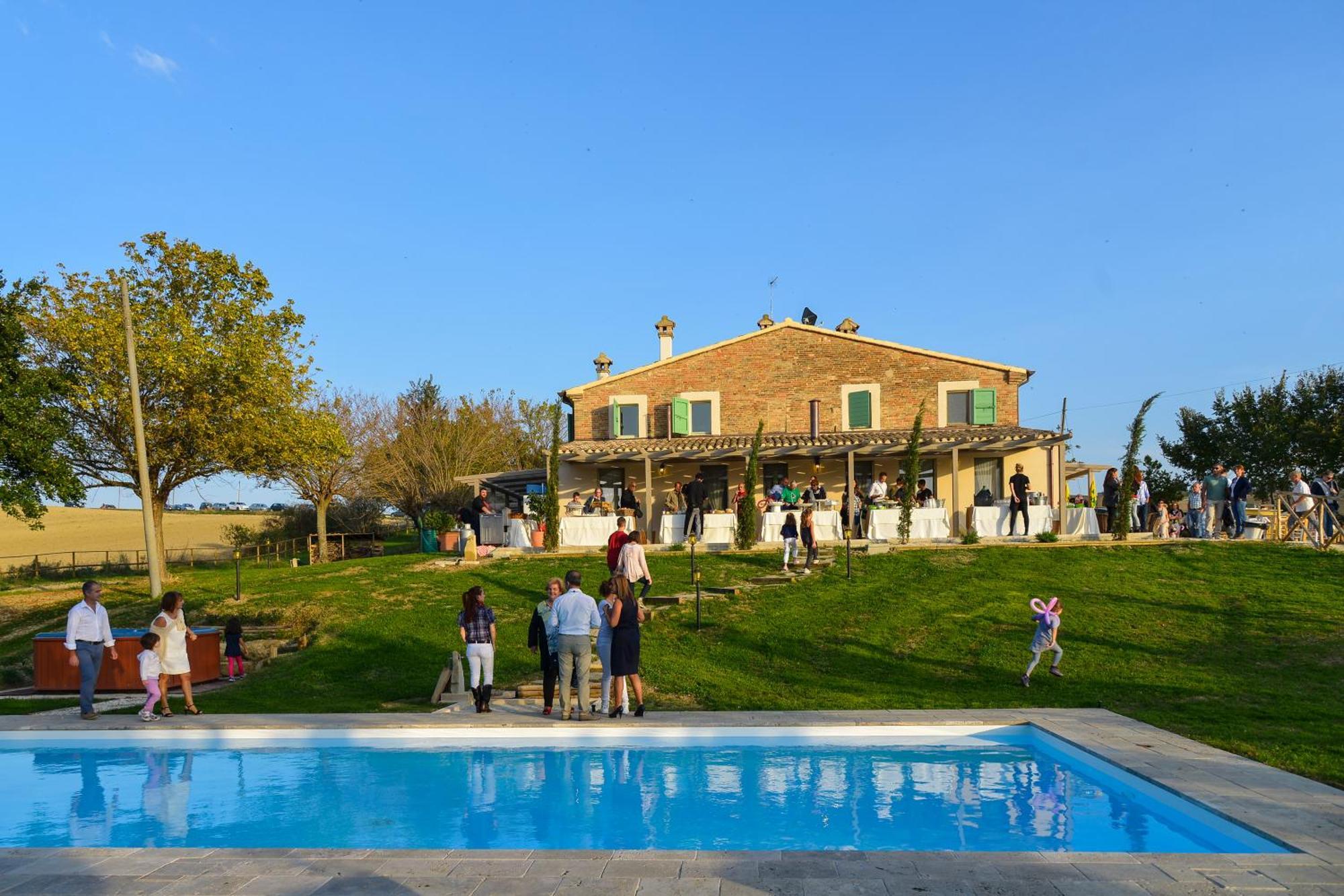 Le Maracla Country House Iesi Exteriér fotografie