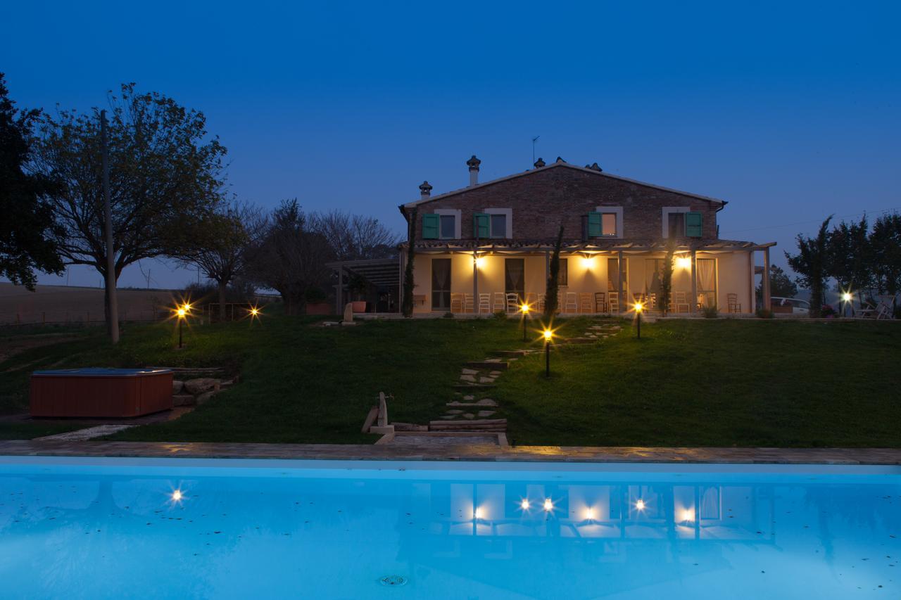 Le Maracla Country House Iesi Exteriér fotografie