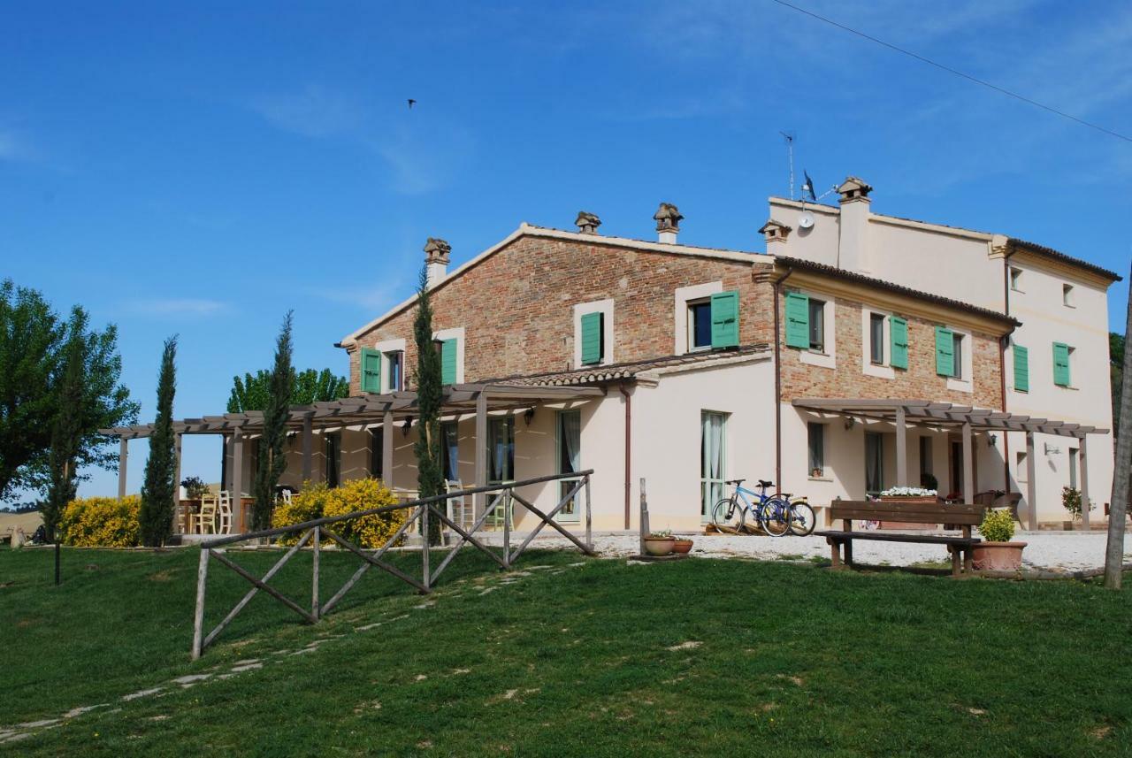 Le Maracla Country House Iesi Exteriér fotografie
