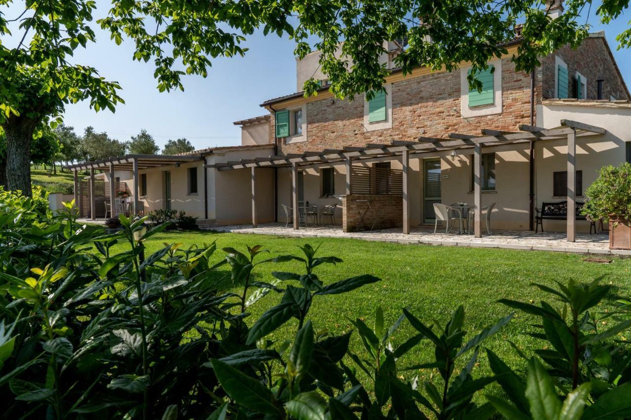 Le Maracla Country House Iesi Exteriér fotografie