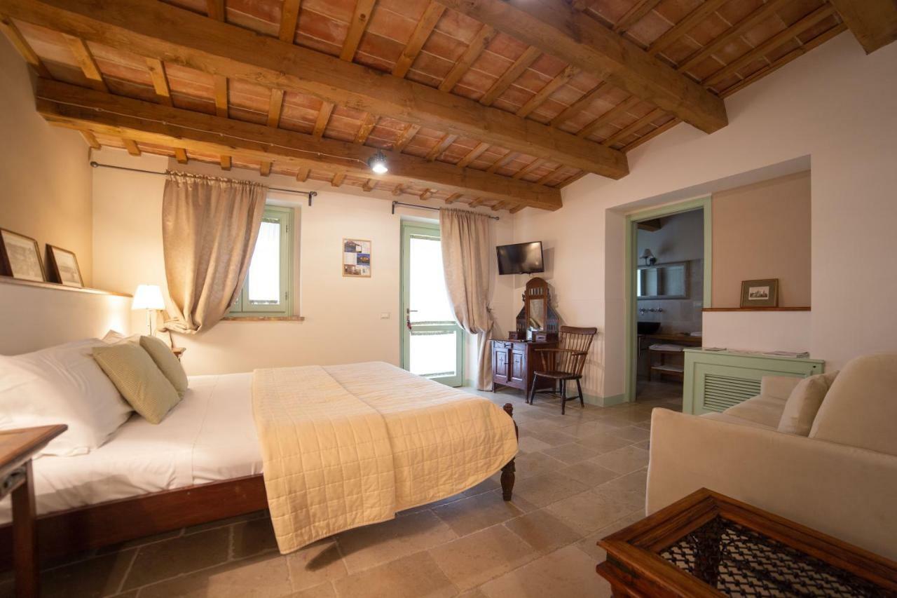 Le Maracla Country House Iesi Exteriér fotografie